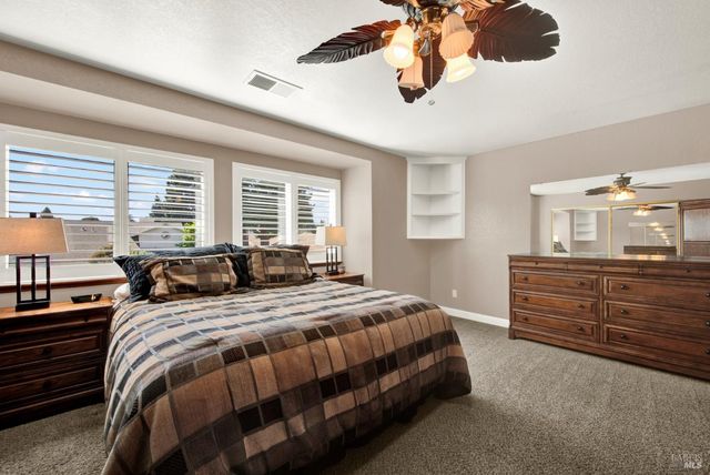 590 Laramie Way, Vacaville, CA 95688