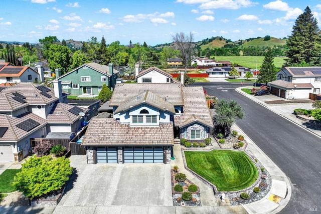 590 Laramie Way, Vacaville, CA 95688