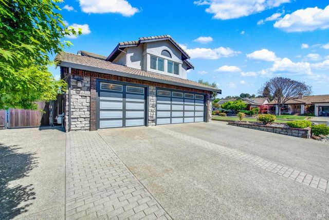 590 Laramie Way, Vacaville, CA 95688