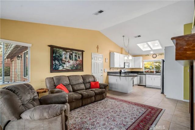 5370 E Avenue T10, Palmdale, CA 93552