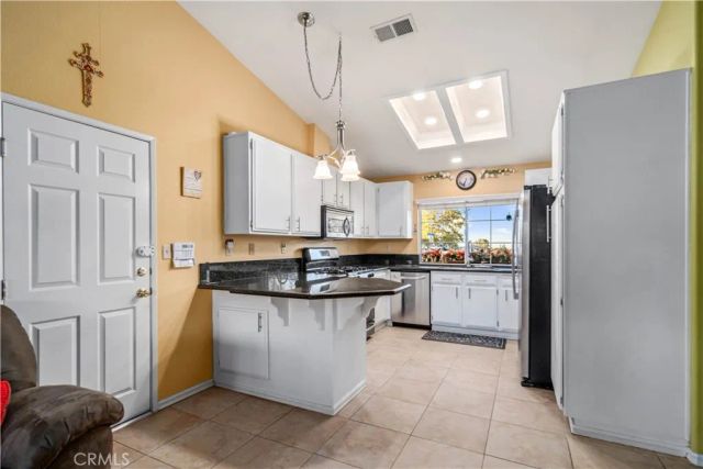 5370 E Avenue T10, Palmdale, CA 93552