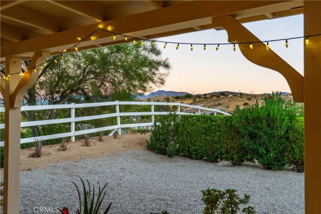 5370 E Avenue T10, Palmdale, CA 93552