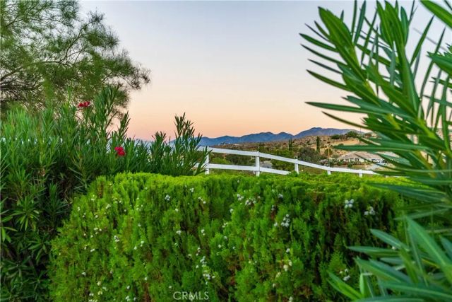 5370 E Avenue T10, Palmdale, CA 93552
