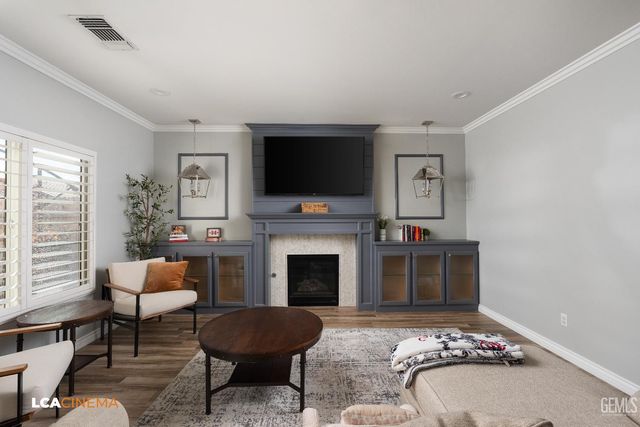 13615 Foyers Falls Drive, Bakersfield, CA 93314