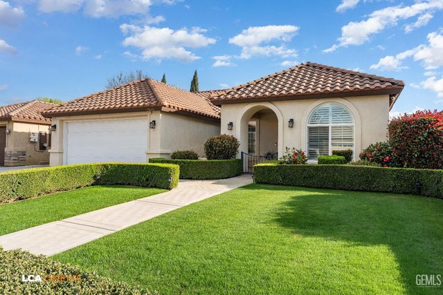 13615 Foyers Falls Drive, Bakersfield, CA 93314