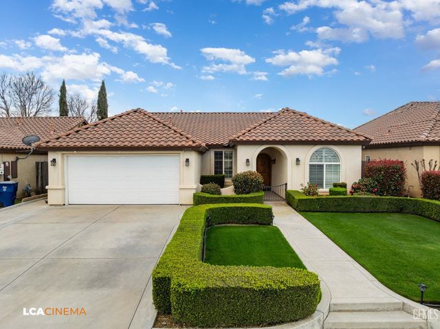 13615 Foyers Falls Drive, Bakersfield, CA 93314