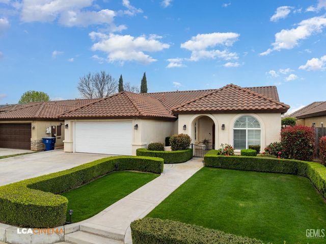 13615 Foyers Falls Drive, Bakersfield, CA 93314