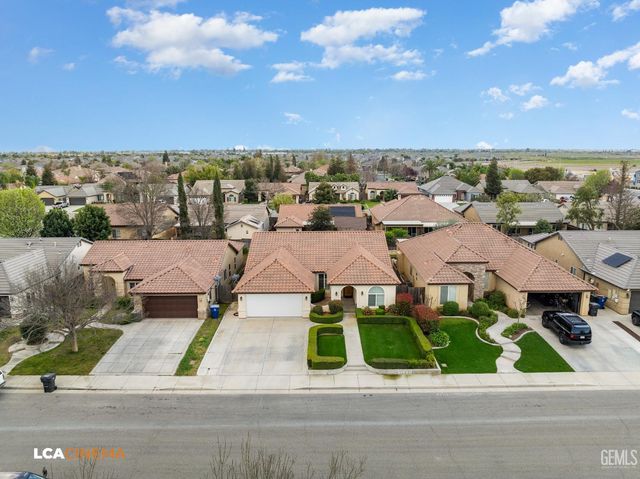 13615 Foyers Falls Drive, Bakersfield, CA 93314