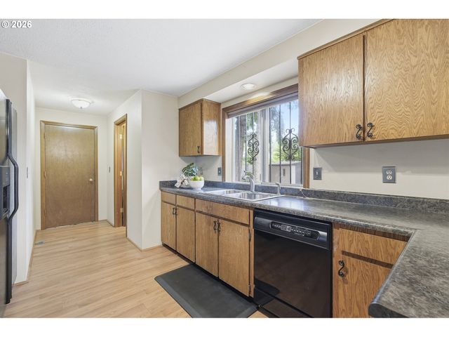 23047 Sw Saint Charles Way, Sherwood, OR 97140