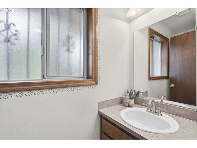 23047 Sw Saint Charles Way, Sherwood, OR 97140