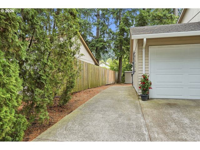 23047 Sw Saint Charles Way, Sherwood, OR 97140
