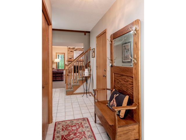 493 Sterling Street S, Maplewood, MN 55119
