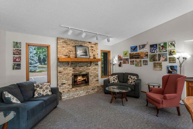 493 Sterling Street S, Maplewood, MN 55119