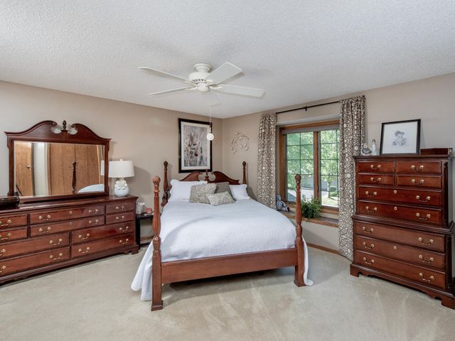 493 Sterling Street S, Maplewood, MN 55119