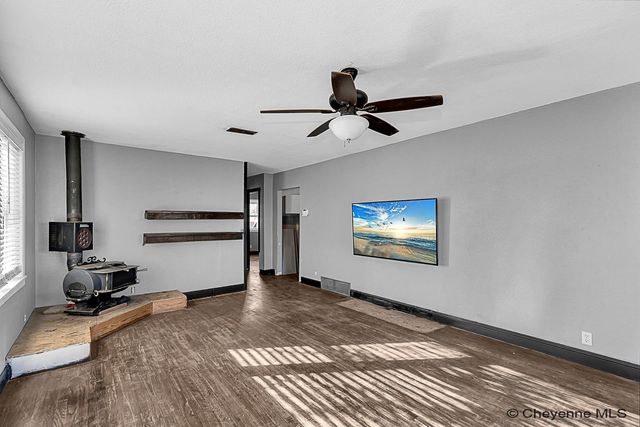 3524 FRONTIER ST, Cheyenne, WY 82001