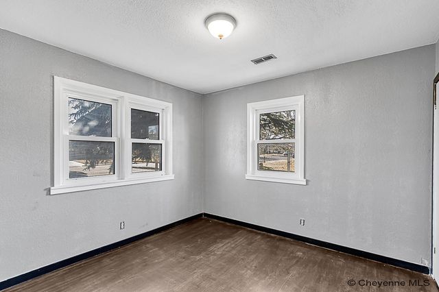 3524 FRONTIER ST, Cheyenne, WY 82001