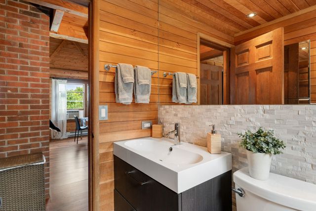 691 Dartt Hill Road, Bethel, VT 05032