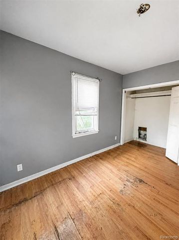 2704 2nd Street, Westland, MI 48186