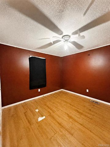 2704 2nd Street, Westland, MI 48186