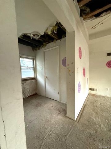 2704 2nd Street, Westland, MI 48186