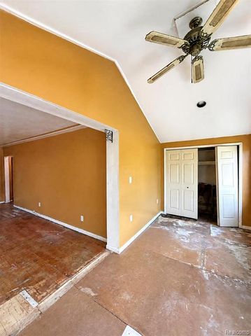 2704 2nd Street, Westland, MI 48186