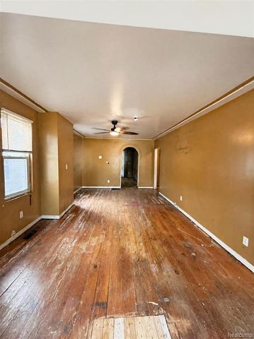 2704 2nd Street, Westland, MI 48186