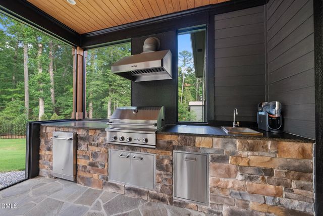 8616 Bishop Pine Lane, Wake Forest, NC 27587