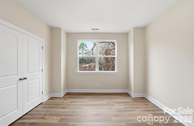 8929 Sharonbrook Drive, Charlotte, NC 28210