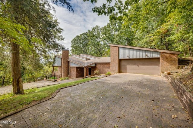 3508 Honeywood Drive, Johnson City, TN 37604