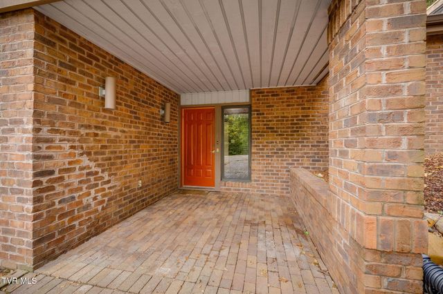 3508 Honeywood Drive, Johnson City, TN 37604