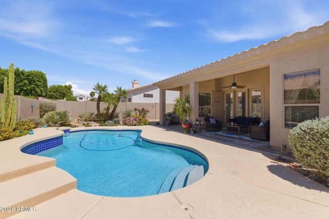 5670 W IRMA Lane, Glendale, AZ 85308