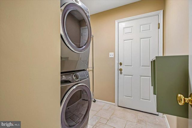 1710 CHESTERFORD WAY, Mclean, VA 22101