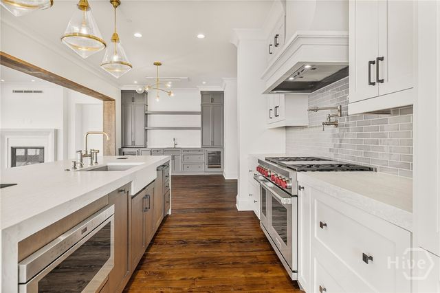 440 Geo Meyer Avenue 4, Savannah, GA 31401