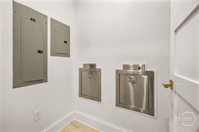 440 Geo Meyer Avenue 4, Savannah, GA 31401