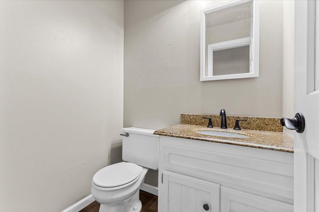 1200 Tiffany LANE, Oak Creek, WI 53154