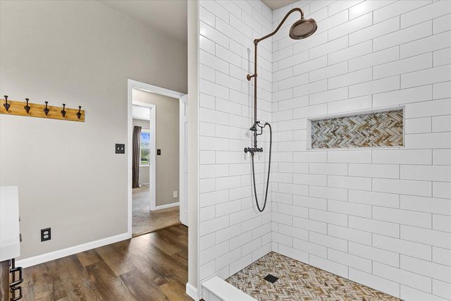 1200 Tiffany LANE, Oak Creek, WI 53154