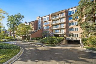 44 Park Lane 223, Park Ridge, IL 60068