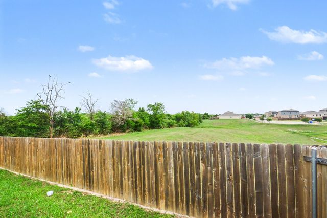 2116 Canterbury Drive, Seagoville, TX 75159