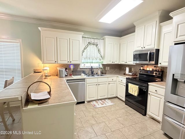 401 Roxbury Place, Florence, MS 39073