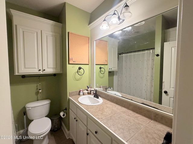 401 Roxbury Place, Florence, MS 39073