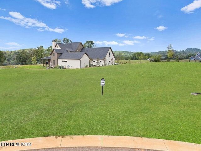 532 Ladybug Lane, Loudon, TN 37774