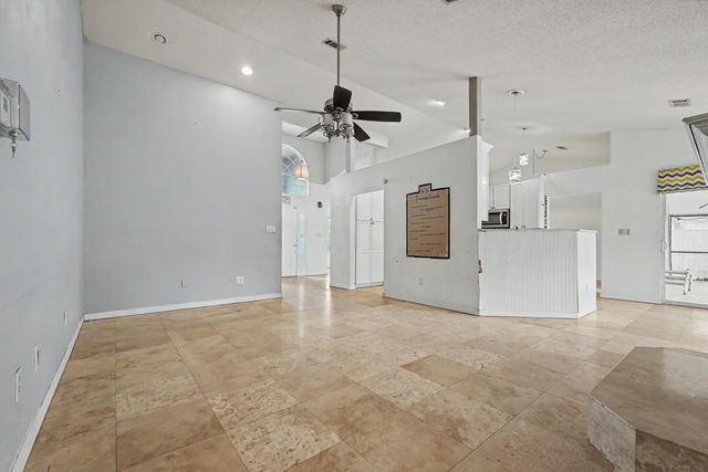 1297 Ceylon Drive, Gulf Breeze, FL 32563
