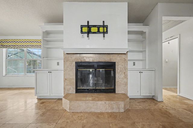 1297 Ceylon Drive, Gulf Breeze, FL 32563