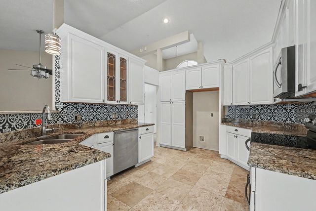 1297 Ceylon Drive, Gulf Breeze, FL 32563