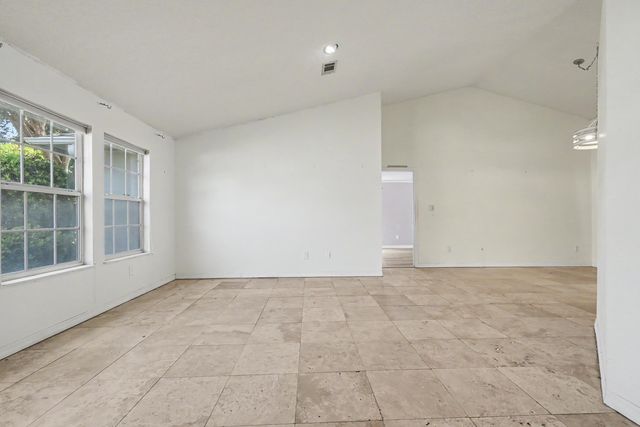 1297 Ceylon Drive, Gulf Breeze, FL 32563