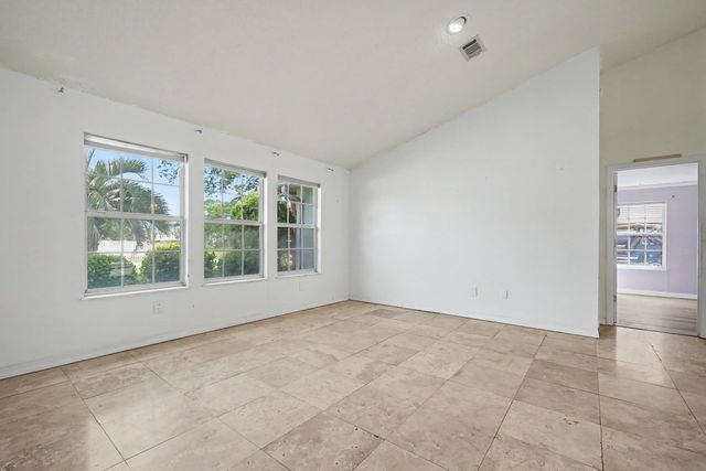 1297 Ceylon Drive, Gulf Breeze, FL 32563