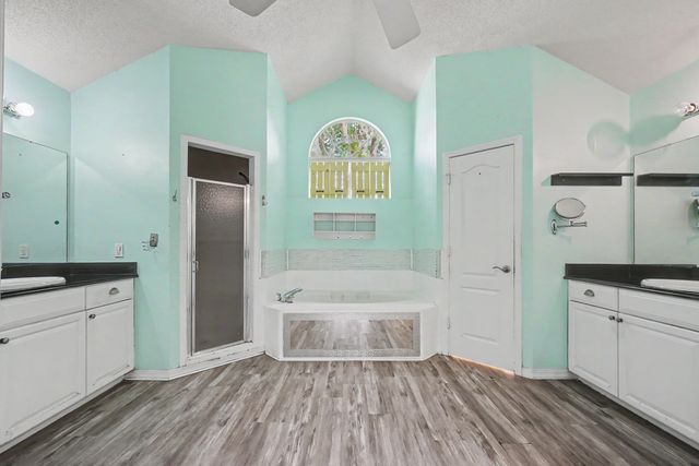 1297 Ceylon Drive, Gulf Breeze, FL 32563