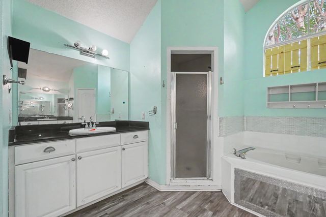 1297 Ceylon Drive, Gulf Breeze, FL 32563