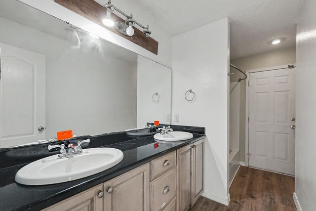 1297 Ceylon Drive, Gulf Breeze, FL 32563