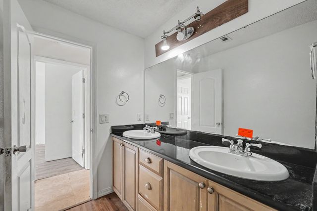 1297 Ceylon Drive, Gulf Breeze, FL 32563